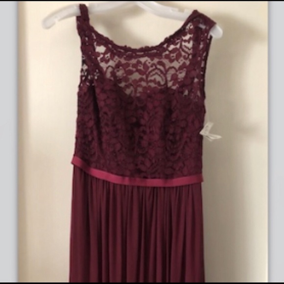 Long bridesmaid dress with lace bodice. - Picture 5 of 5